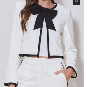 221 Bow Suit White And Black, Blazer And Pants